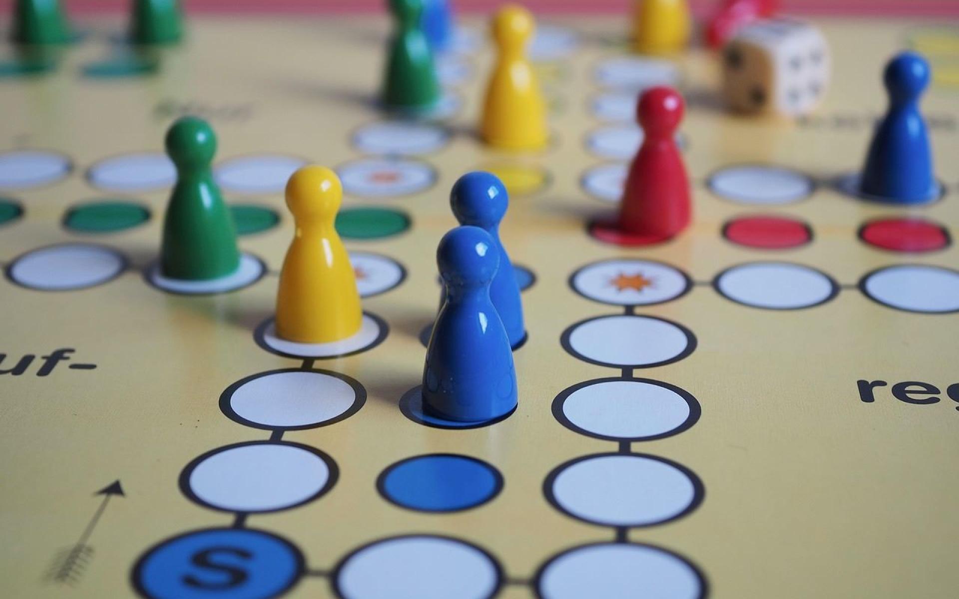 Spielbrett Mensch ärgere dich nicht